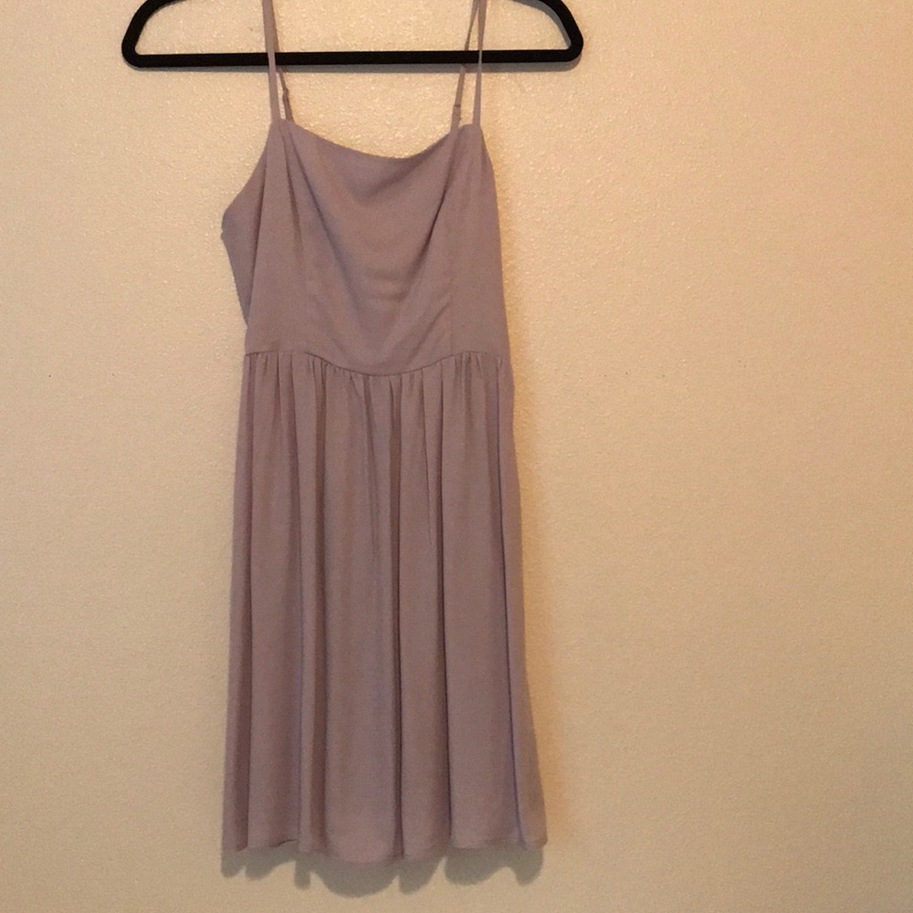 Super cute lavender dress!